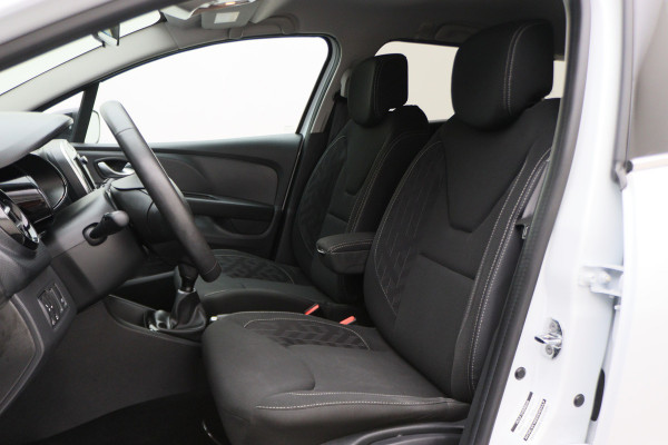 Renault Clio Estate 0.9 TCe Limited Airco, Cruise, Apple Carply, Bluetooth, Navigatie, DAB, KeyLess, PDC, 16''
