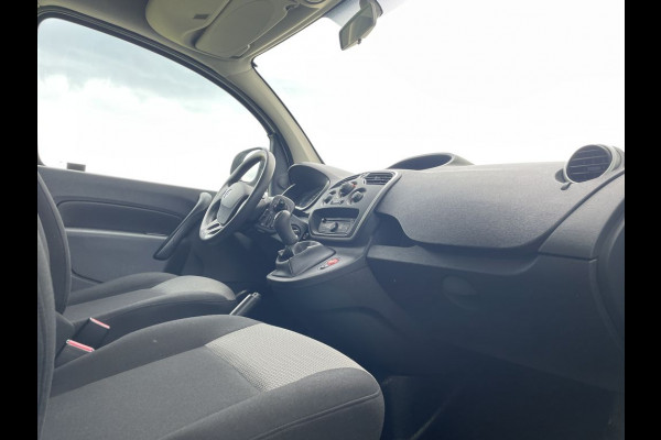 Renault Kangoo 1.5 dCi E6 R-link BPM Vrij! Lease €142 p/m, Airco, Navi, PDC, Trekhaak, Schuifdeur, Volledig onderhoudshistorie aanwezig