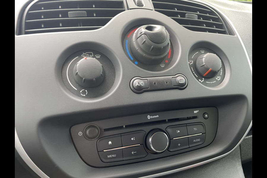 Renault Kangoo 1.5 dCi E6 R-link BPM Vrij! Lease €142 p/m, Airco, Navi, PDC, Trekhaak, Schuifdeur, Volledig onderhoudshistorie aanwezig