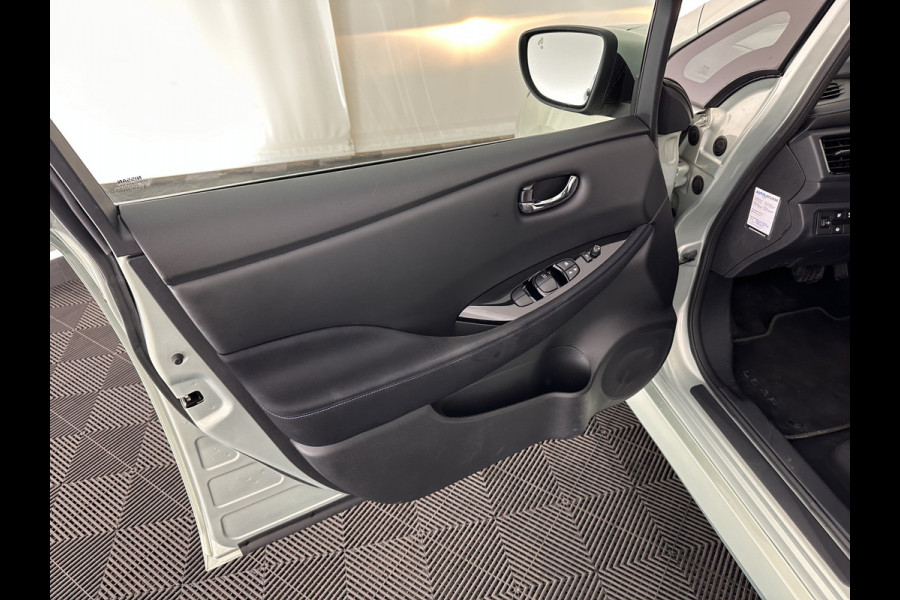 Nissan Leaf 2.ZERO EDITION 40 kWh Aut. *ADAPTIVE-CRUISE | DIGI-COCKPIT | TOP-VIEW | BLINDSPOT | KEYLESS | DAB+ | LANE-ASSIST | HEATED-SEATS | ECC | PDC | COMFORT-SEATS | CARPLAY | 17"ALU*