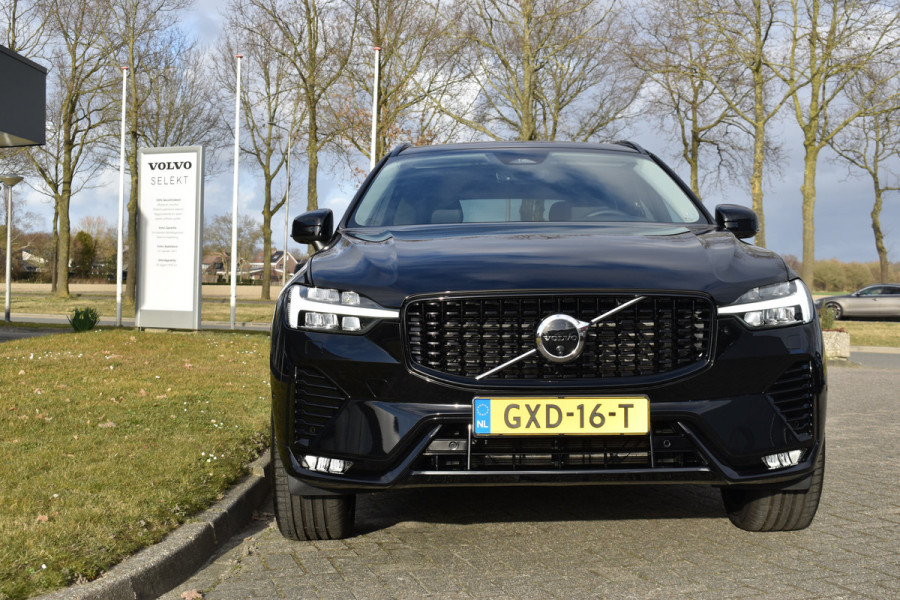 Volvo XC60 B4 Automaat Plus Dark | Keyless | Harman Kardon | Elec Stoelen | Stoel Stuurwielverwarming | 360 Camera