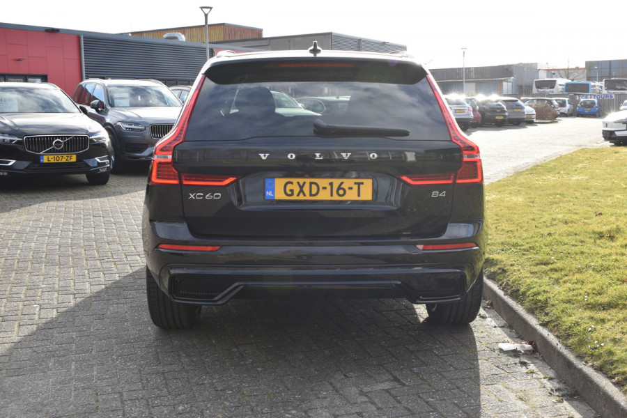 Volvo XC60 B4 Automaat Plus Dark | Keyless | Harman Kardon | Elec Stoelen | Stoel Stuurwielverwarming | 360 Camera