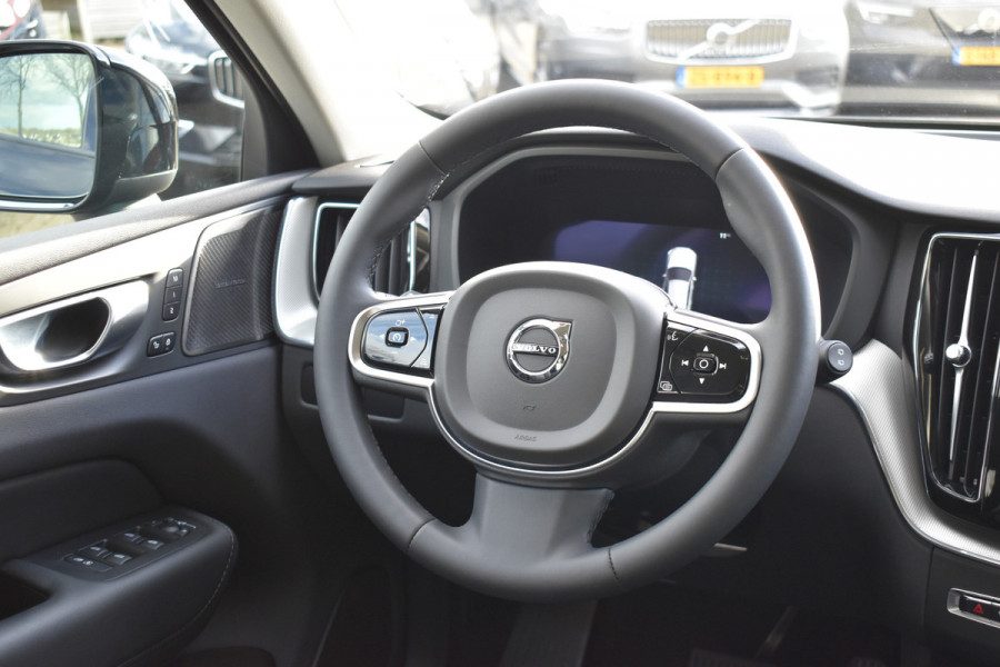 Volvo XC60 B4 Automaat Plus Dark | Keyless | Harman Kardon | Elec Stoelen | Stoel Stuurwielverwarming | 360 Camera