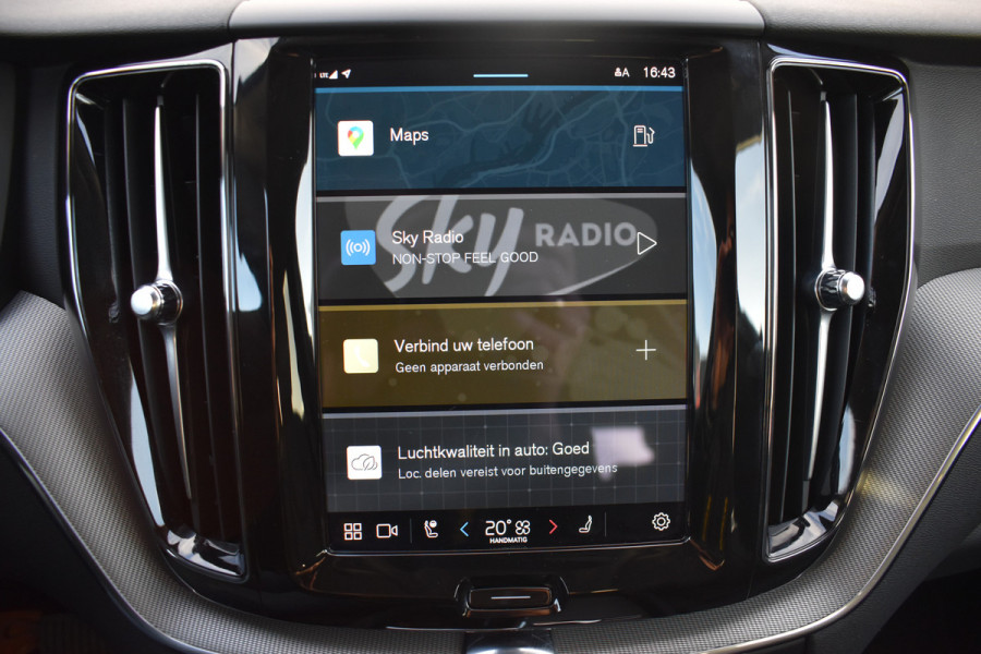 Volvo XC60 B4 Automaat Plus Dark | Keyless | Harman Kardon | Elec Stoelen | Stoel Stuurwielverwarming | 360 Camera