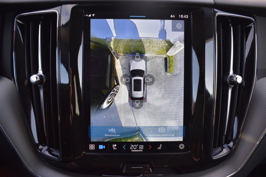 Volvo XC60 B4 Automaat Plus Dark | Keyless | Harman Kardon | Elec Stoelen | Stoel Stuurwielverwarming | 360 Camera