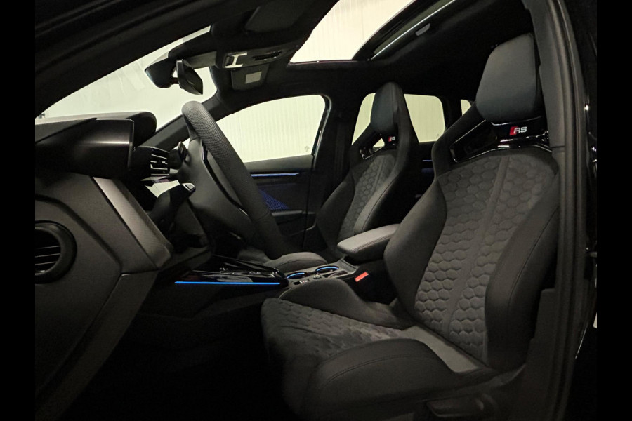 Audi RS3 Sportback 2.5 TFSI RS 3 quattro | HUD | SONOS | CARBON | PANO