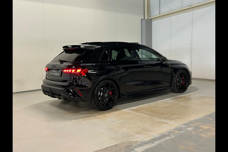 Audi RS3 Sportback 2.5 TFSI RS 3 quattro | HUD | SONOS | CARBON | PANO
