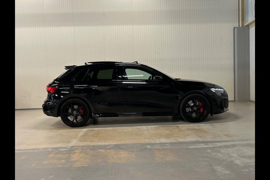 Audi RS3 Sportback 2.5 TFSI RS 3 quattro | HUD | SONOS | CARBON | PANO