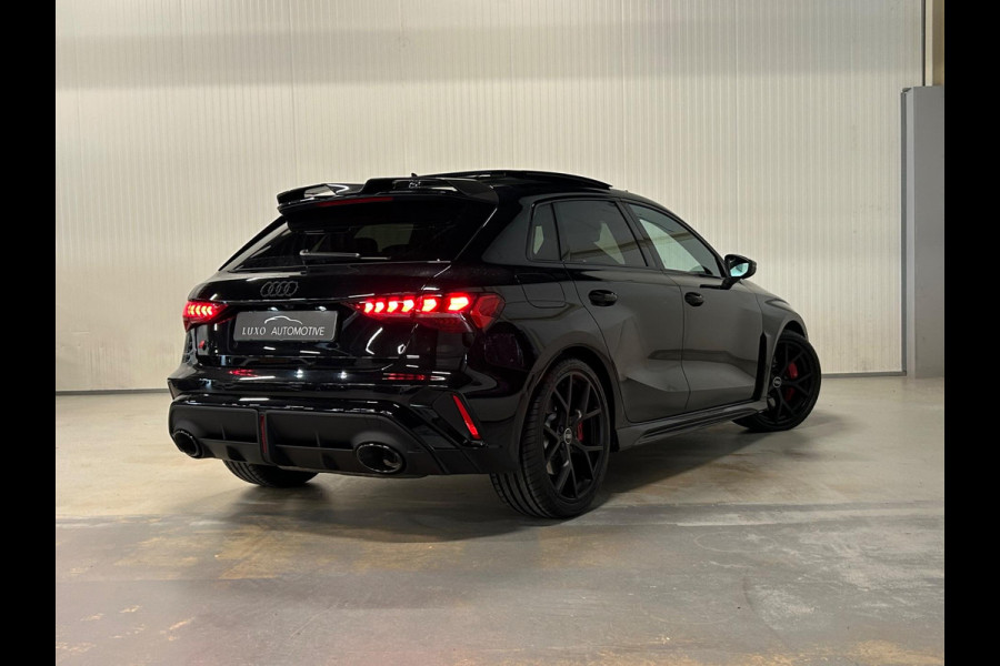 Audi RS3 Sportback 2.5 TFSI RS 3 quattro | HUD | SONOS | CARBON | PANO