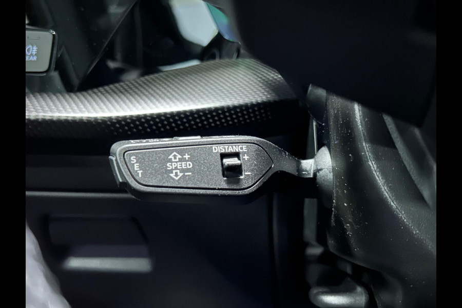 Audi RS3 Sportback 2.5 TFSI RS 3 quattro | HUD | SONOS | CARBON | PANO