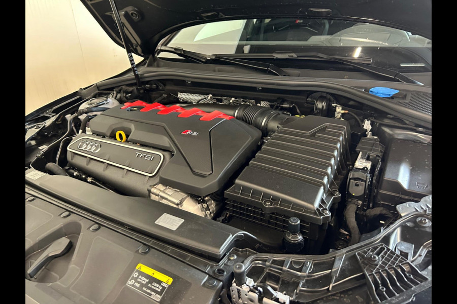 Audi RS3 Sportback 2.5 TFSI RS 3 quattro | HUD | SONOS | CARBON | PANO
