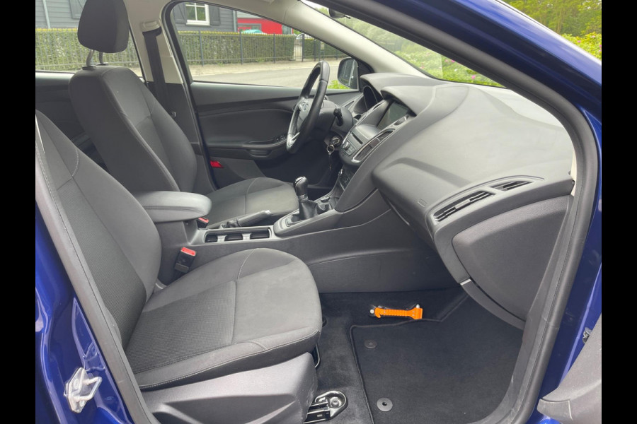 Ford Focus 1.0 Lease Edition Apple Carply Navi Cruise Trekhaak