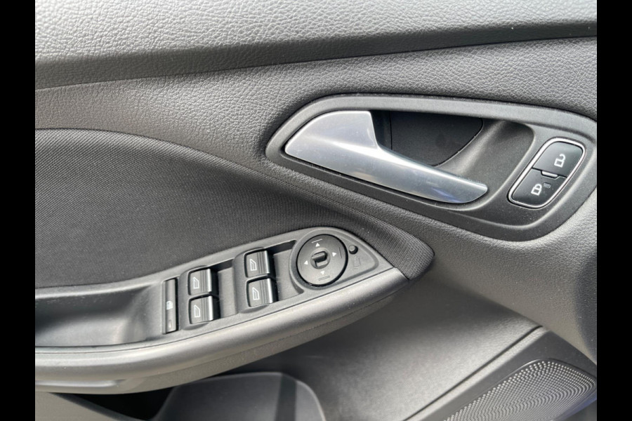 Ford Focus 1.0 Lease Edition Apple Carply Navi Cruise Trekhaak