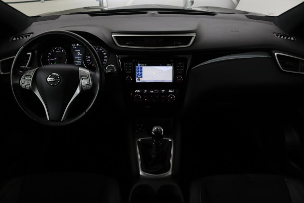 Nissan QASHQAI 1.2 N-Vision | Panoramadak | Stoelverwarming | 360 camera | Trekhaak | Leder/Alcantara | Navigatie | Keyless | Climate control