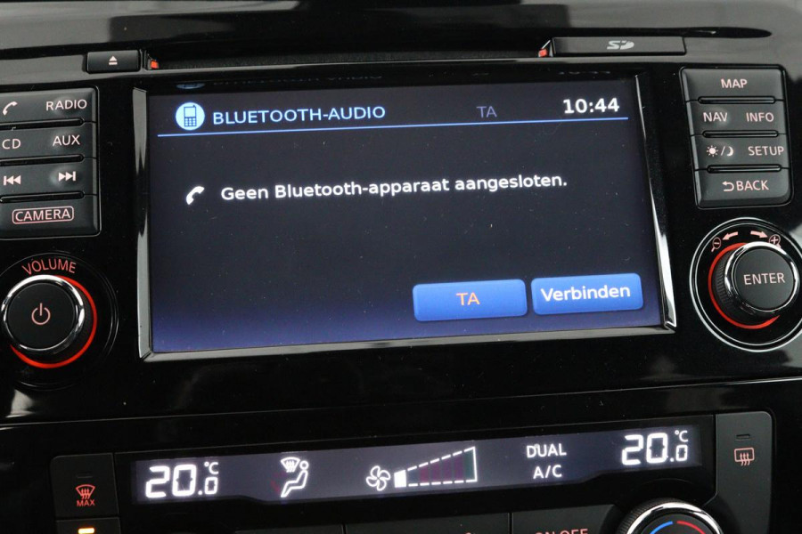 Nissan QASHQAI 1.2 N-Vision | Panoramadak | Stoelverwarming | 360 camera | Trekhaak | Leder/Alcantara | Navigatie | Keyless | Climate control