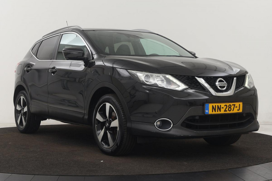 Nissan QASHQAI 1.2 N-Vision | Panoramadak | Stoelverwarming | 360 camera | Trekhaak | Leder/Alcantara | Navigatie | Keyless | Climate control