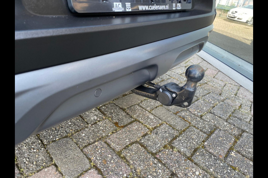Renault Kadjar TCe 140 Intens Trekhaak wegkl. / p-sens & camera / Navi / Full LED / LM velgen