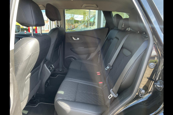 Renault Kadjar TCe 140 Intens Trekhaak wegkl. / p-sens & camera / Navi / Full LED / LM velgen
