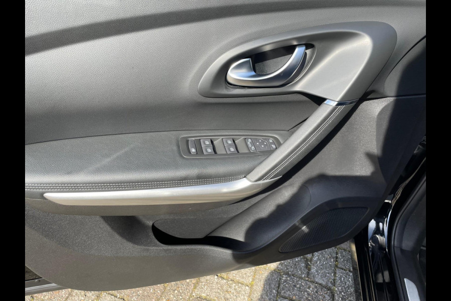 Renault Kadjar TCe 140 Intens Trekhaak wegkl. / p-sens & camera / Navi / Full LED / LM velgen