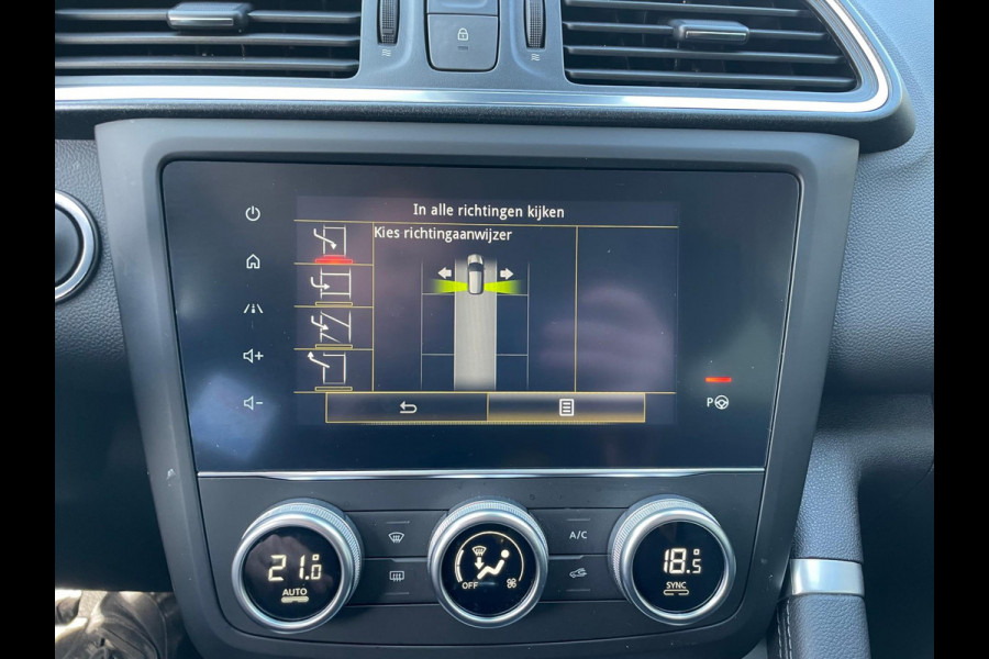 Renault Kadjar TCe 140 Intens Trekhaak wegkl. / p-sens & camera / Navi / Full LED / LM velgen