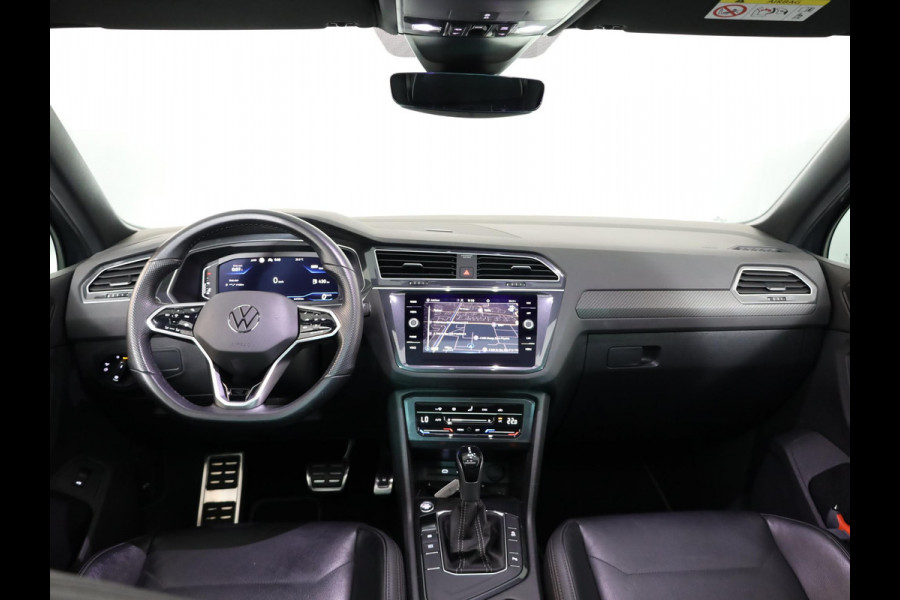 Volkswagen Tiguan 1.5 TSI R-Line Business+ 150pk |Panoramadak | Elekt. trekhaak | Leer| Camera| Adaptieve cruise control |