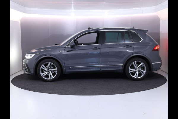 Volkswagen Tiguan 1.5 TSI R-Line Business+ 150pk |Panoramadak | Elekt. trekhaak | Leer| Camera| Adaptieve cruise control |