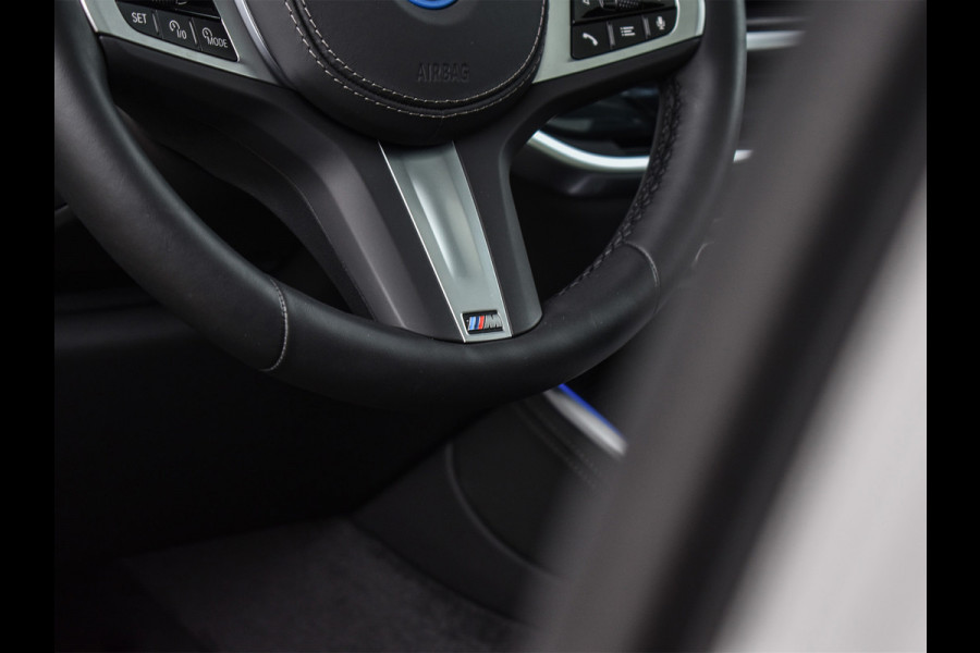 BMW X5 xDrive50e | M-SPORT PRO | PANORAMADAK SKY LOUNGE | HEAD-UP | SOFT-CLOSE | 360 CAMERA | LUCHTVERING | COMFORT ACCESS | TREKHAAK |