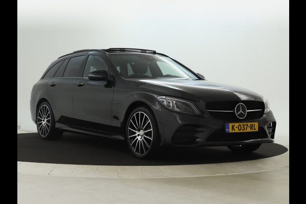 Mercedes-Benz C-Klasse Estate 300 e Business Solution AMG | Panoramadak | Multispaaks lichtmetalen velgen | Navigatie | Parking support | Inclusief 24 maanden MB Certified garantie voor Europa.