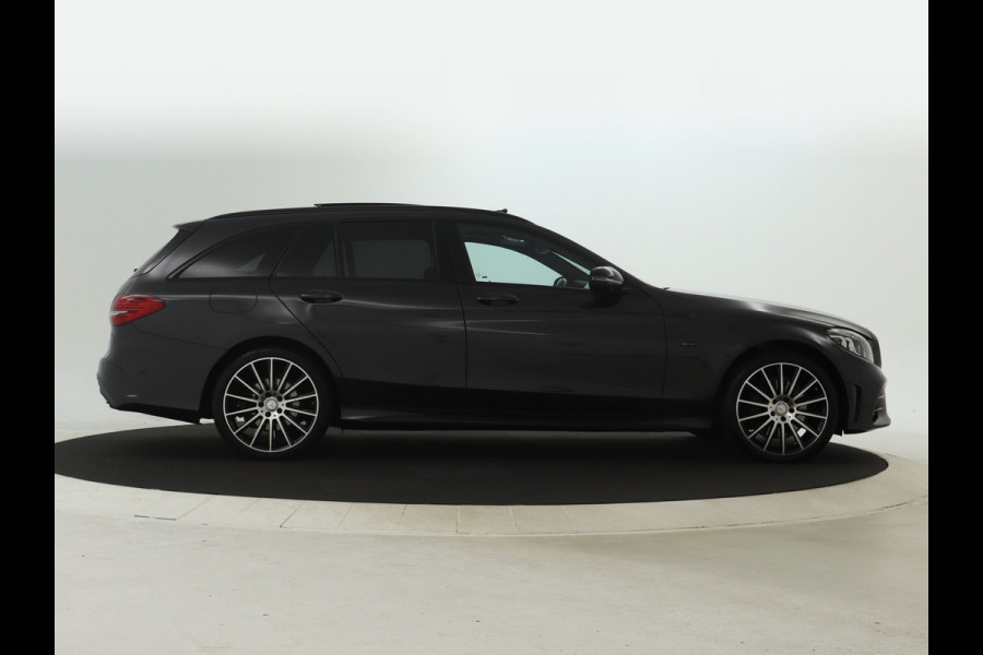 Mercedes-Benz C-Klasse Estate 300 e Business Solution AMG | Panoramadak | Multispaaks lichtmetalen velgen | Navigatie | Parking support | Inclusief 24 maanden MB Certified garantie voor Europa.