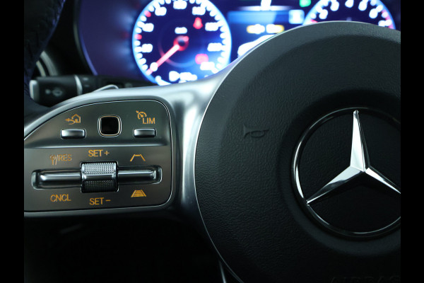 Mercedes-Benz C-Klasse Estate 300 e Business Solution AMG | Panoramadak | Multispaaks lichtmetalen velgen | Navigatie | Parking support | Inclusief 24 maanden MB Certified garantie voor Europa.