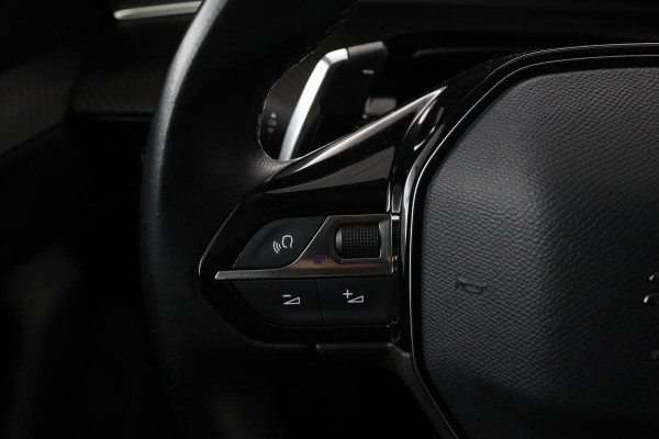 Peugeot 508 1.6 HYbrid Allure | Stoelverwarming | Carplay | Camera | Trekhaak | Navigatie | Climate control | Half leder | Cruise control | PHEV