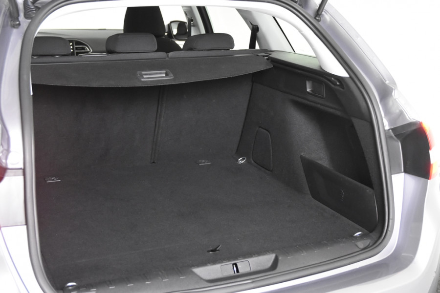 Peugeot 308 SW 1.5 BlueHDi *1ste Eigenaar*Navigatie*Trekhaak*