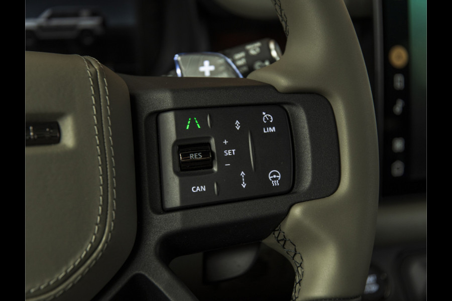 Land Rover Defender 110 4.4 P635 Octa Edition One