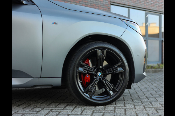 BMW X3 M50 xDrive*Trekhaak*Pano*IconicGlow*