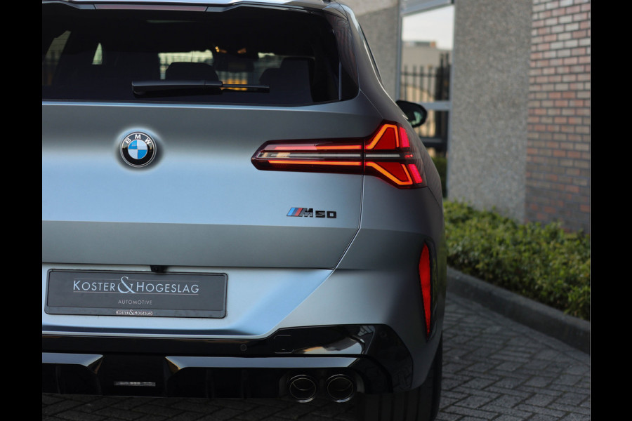 BMW X3 M50 xDrive*Trekhaak*Pano*IconicGlow*