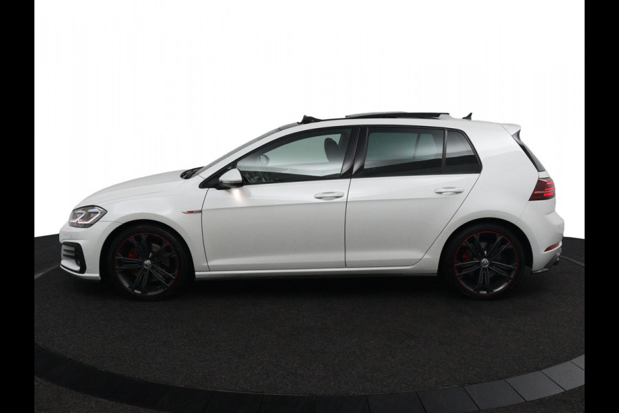 Volkswagen Golf 2.0TSI GTI *230PK*PANO*LEER*ACC*LED*DCC