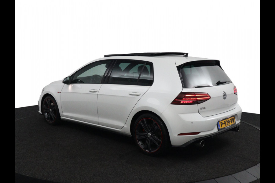 Volkswagen Golf 2.0TSI GTI *230PK*PANO*LEER*ACC*LED*DCC