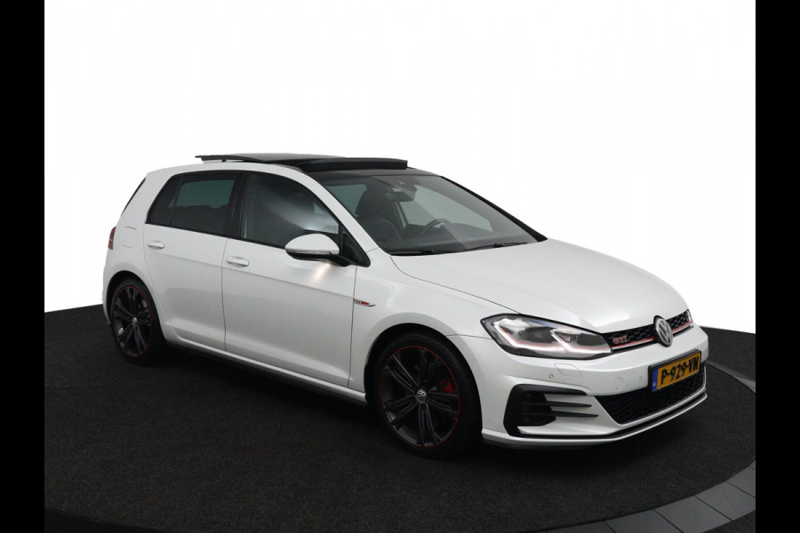 Volkswagen Golf 2.0TSI GTI *230PK*PANO*LEER*ACC*LED*DCC