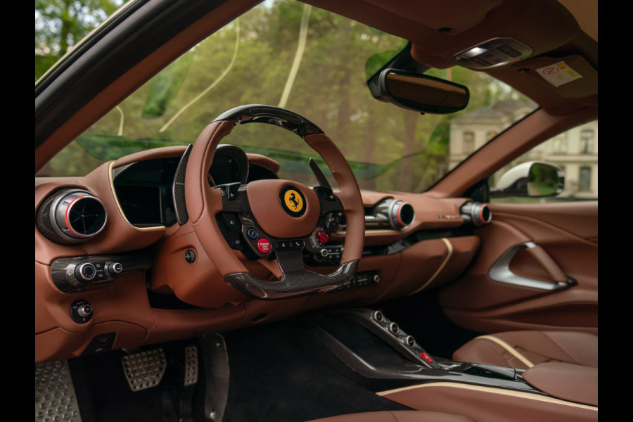 Ferrari 812 Superfast | Subliem! | Grigio Ingrid | Veel Carbon | 1e eigenaar