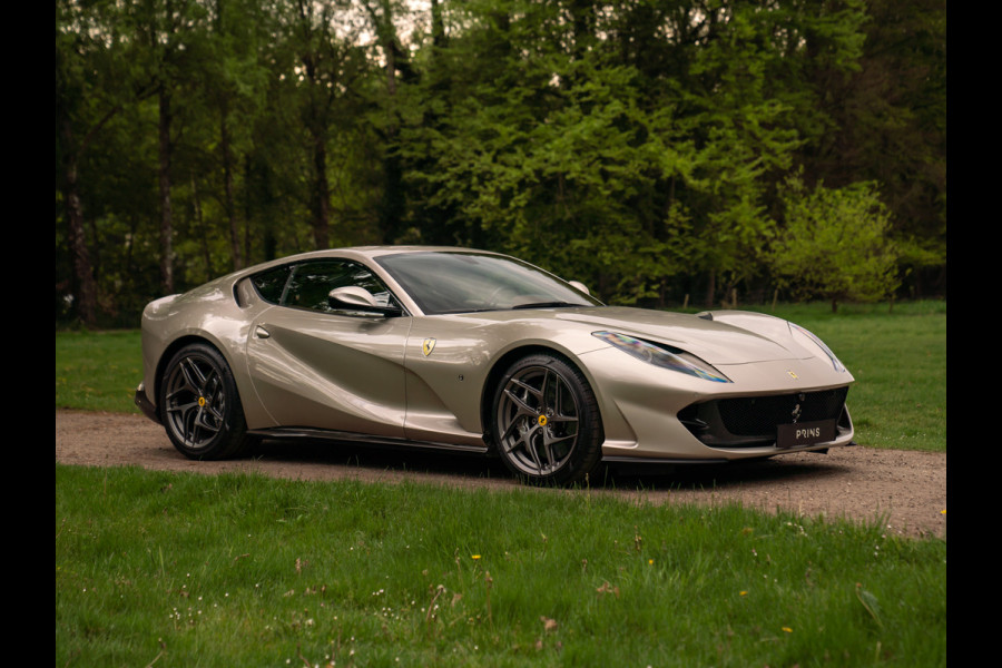 Ferrari 812 Superfast | Subliem! | Grigio Ingrid | Veel Carbon | 1e eigenaar