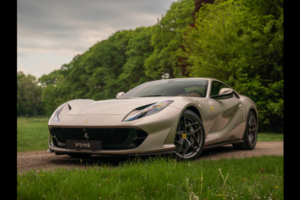 Ferrari 812 Superfast | Subliem! | Grigio Ingrid | Veel Carbon | 1e eigenaar