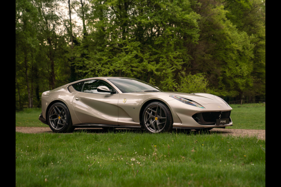 Ferrari 812 Superfast | Subliem! | Grigio Ingrid | Veel Carbon | 1e eigenaar