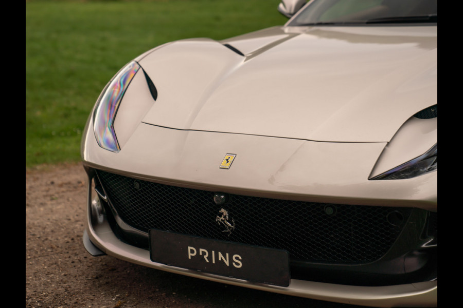 Ferrari 812 Superfast | Subliem! | Grigio Ingrid | Veel Carbon | 1e eigenaar