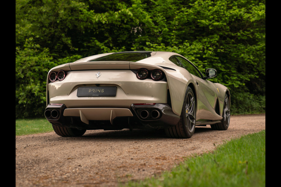 Ferrari 812 Superfast | Subliem! | Grigio Ingrid | Veel Carbon | 1e eigenaar