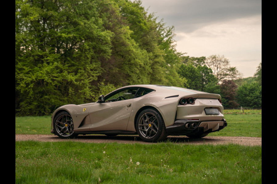 Ferrari 812 Superfast | Subliem! | Grigio Ingrid | Veel Carbon | 1e eigenaar