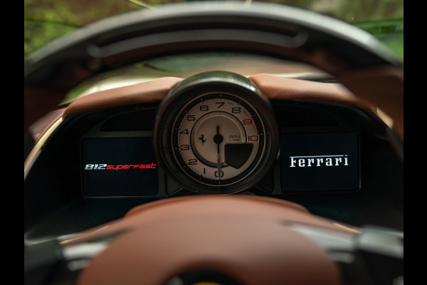 Ferrari 812 Superfast | Subliem! | Grigio Ingrid | Veel Carbon | 1e eigenaar