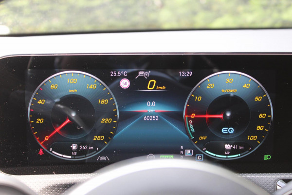 Mercedes-Benz CLA-Klasse Shooting Brake 250e PremiumPlus AMG-Line Night Panodak Leder