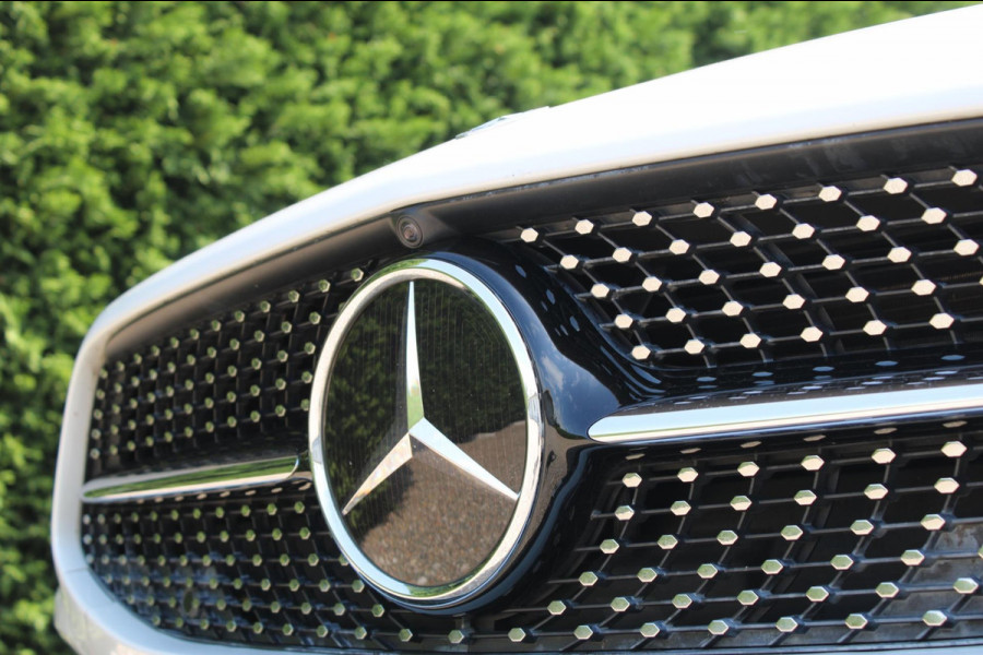 Mercedes-Benz CLA-Klasse Shooting Brake 250e PremiumPlus AMG-Line Night Panodak Leder