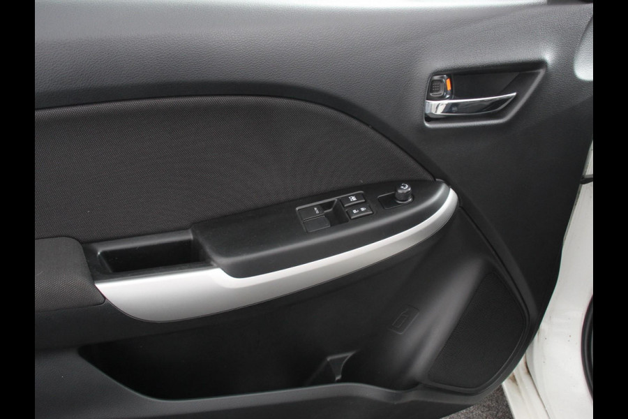 Suzuki Baleno 1.2 Exclusive Airco Lichtmetalen Velgen Stoelverwarming Bluetooth 5 Deurs