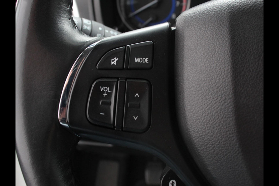 Suzuki Baleno 1.2 Exclusive Airco Lichtmetalen Velgen Stoelverwarming Bluetooth 5 Deurs